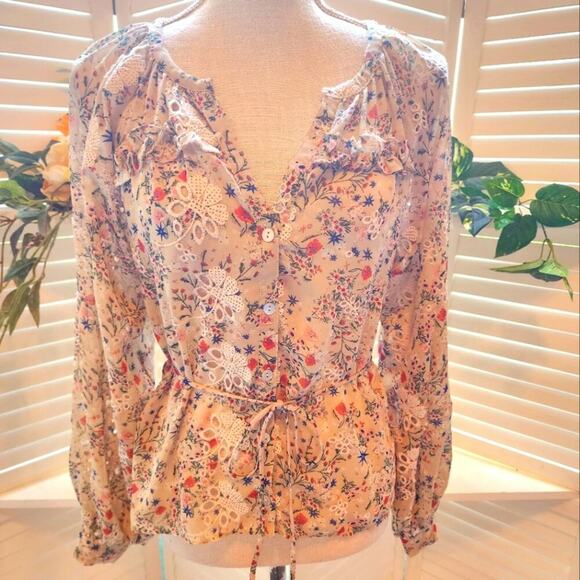 TULAROSA FLORAL BEIGE LACE BUTTON DOWN XS - Picture 1 of 7